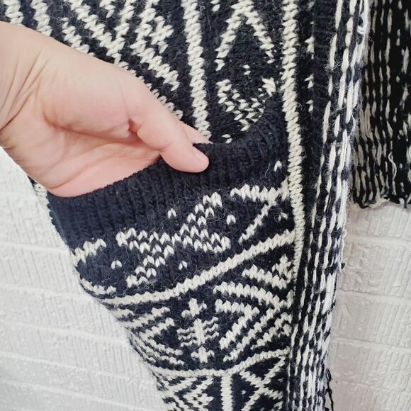 patterned sweater poncho open cardigan medium - Picture 4 of 7
